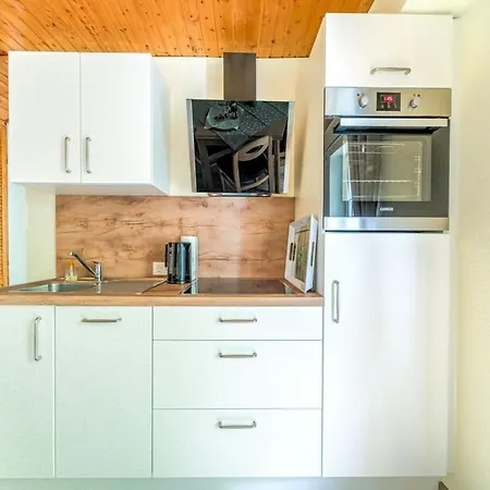 1 Bedroom بيت للعطل *