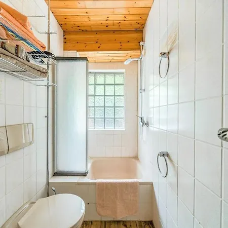 1 Bedroom بيت للعطل *