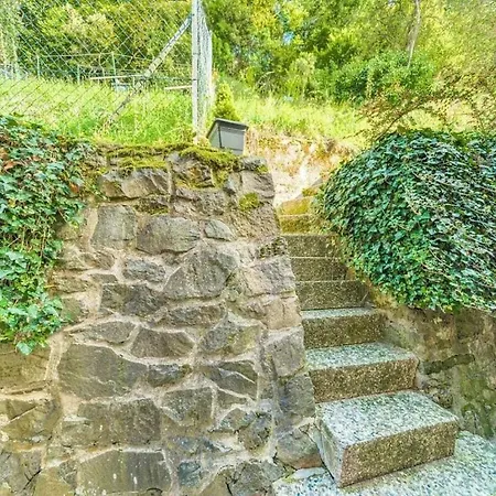 1 Bedroom بيت للعطل